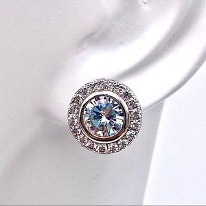 NEW! Genevive Jewelry Silver Pave Studs